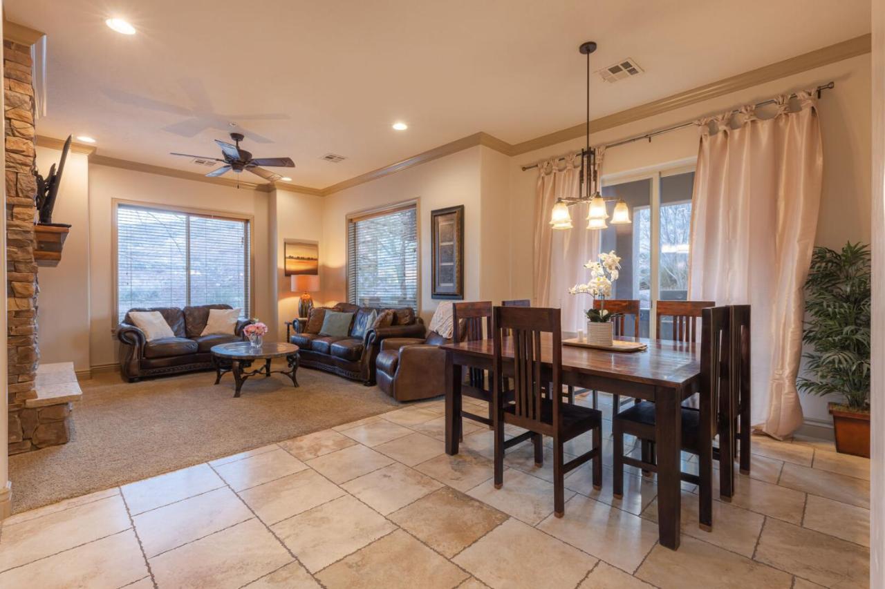 D5-Coral Springs Poolside-Ground Floor 3-Bedroom Hillside View เฮอร์ริเคน ห้อง รูปภาพ